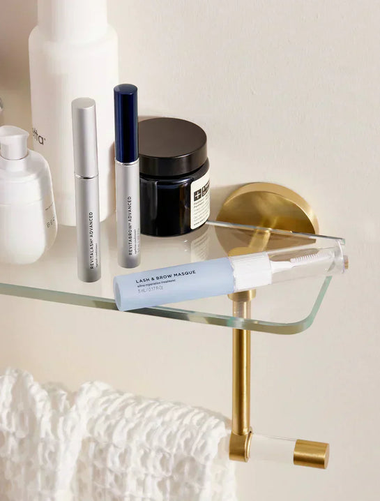 Descubre los mejores productos antiedad para piel, pestañas y cejas