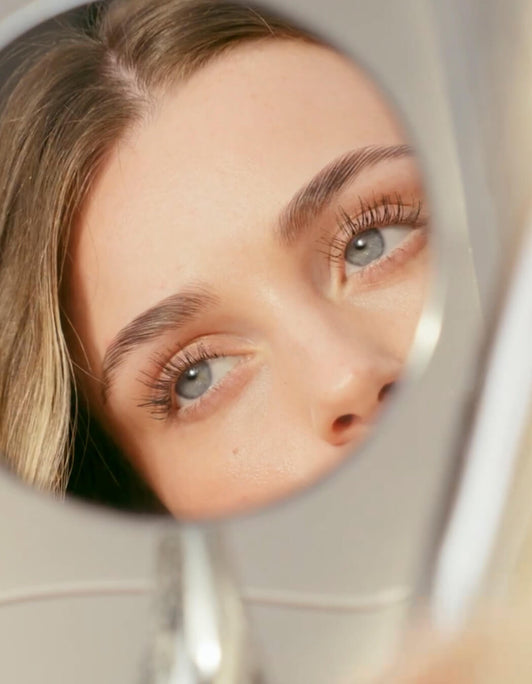 Belleza Sin Esfuerzo con RevitaLash® Advanced